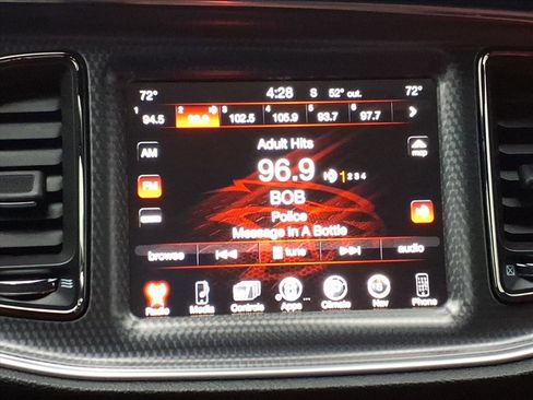 Used 2016 Dodge Challenger SRT Hellcat image 10