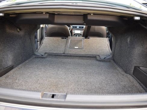 Used 2015 Volkswagen Passat TDI SEL Premium image 76