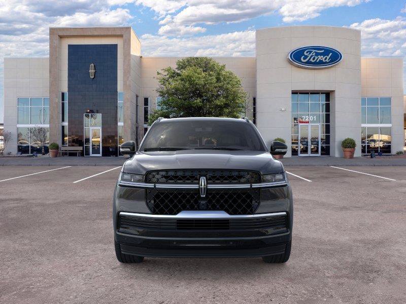 New 2025 Lincoln Navigator Reserve w/ Jet Appearance Package AWD/4WD image 6