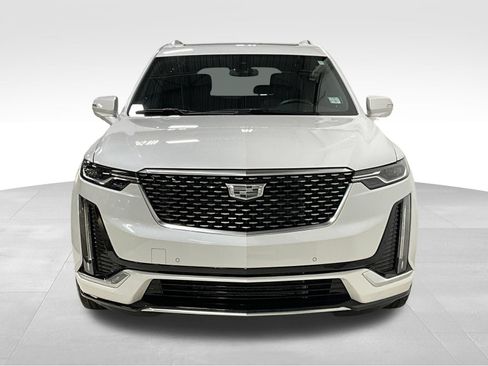 Used 2024 Cadillac XT6 Premium Luxury AWD/4WD image 3