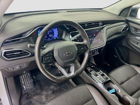 Used 2023 Chevrolet Bolt EUV Premier w/ Sun & Sound Package image 9