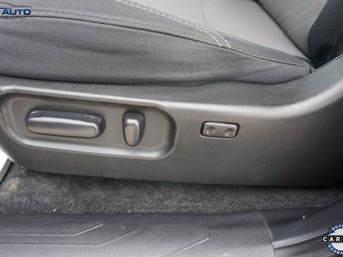 Used 2021 Toyota Tacoma TRD Off-Road w/ Technology Package image 25