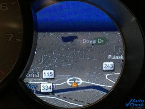 Used 2016 Porsche Panamera GTS image 49