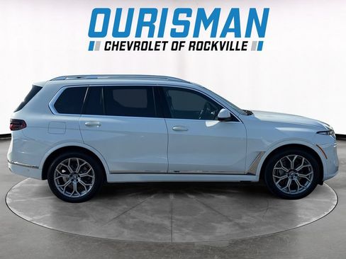 Used 2024 BMW X7 xDrive40i w/ Parking Assistance Package AWD/4WD image 7