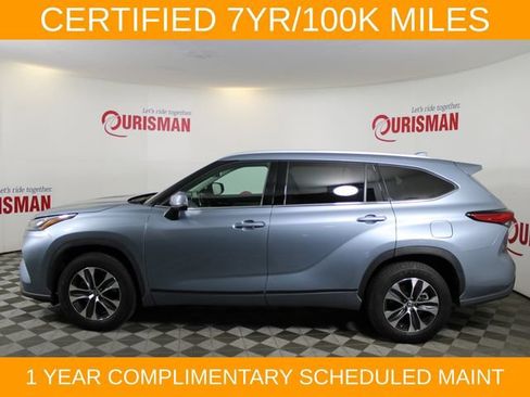 Used 2022 Toyota Highlander XLE FWD image 4