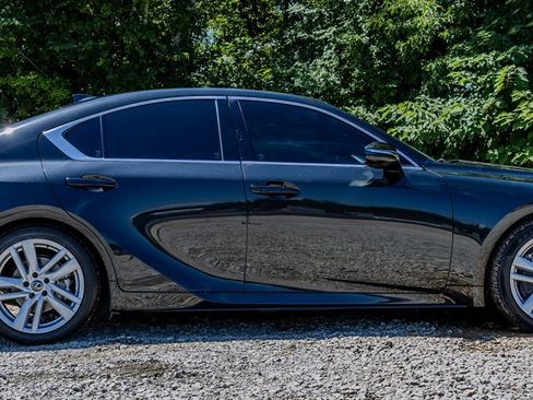 Used 2023 Lexus IS 300 w/ Comfort Package RWD image 6
