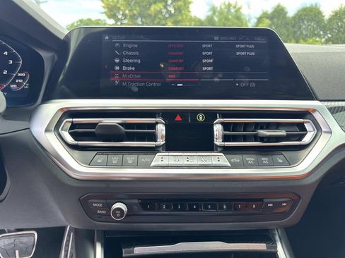 Used 2022 BMW M4 xDrive Competition w/ M Carbon Exterior Package AWD/4WD image 21