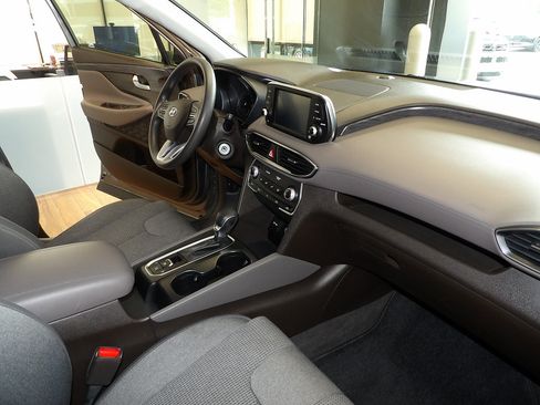 Used 2020 Hyundai Santa Fe SE AWD/4WD image 13