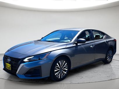 Used 2025 Nissan Altima 2.5 SV