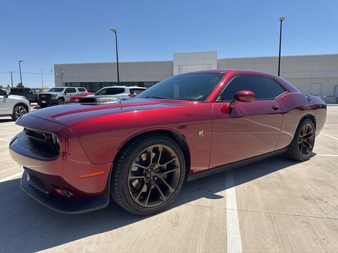 Used 2021 Dodge Challenger R/T Scat Pack w/ Shaker Package RWD image 1