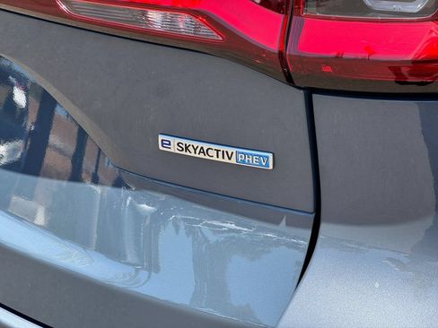 Certified 2025 MAZDA CX-70 Plug-In Hybrid w/ Premium Pkg AWD/4WD image 25
