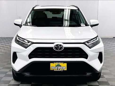 Used 2025 Toyota RAV4 XLE w/ Convenience Package AWD/4WD image 4
