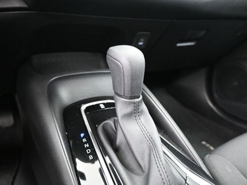 Certified 2025 Toyota Corolla LE image 15