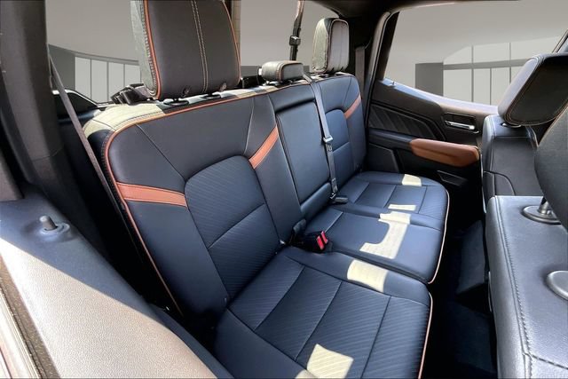 Used 2023 GMC Canyon AT4 w/ AT4 Premium Package AWD/4WD image 23