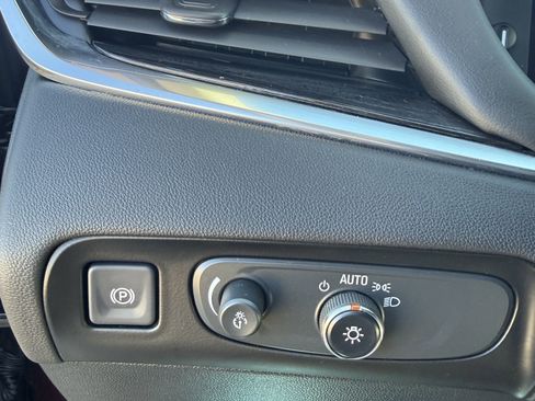 Used 2021 Buick Enclave Avenir w/ Avenir Technology Package image 13