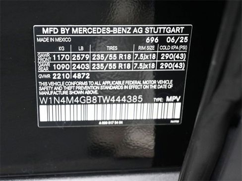 New 2026 Mercedes-Benz GLB 250 image 18