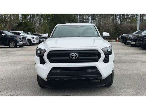 Used 2024 Toyota Tacoma SR5 image 3