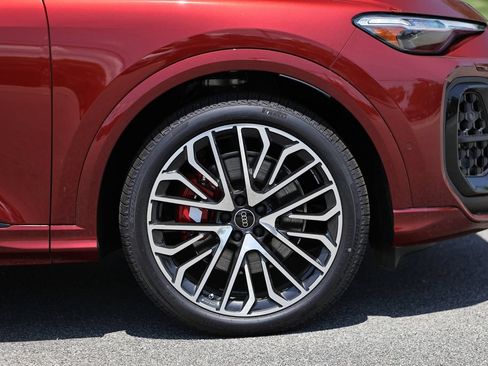New 2026 Audi SQ5 Premium Plus AWD/4WD image 4