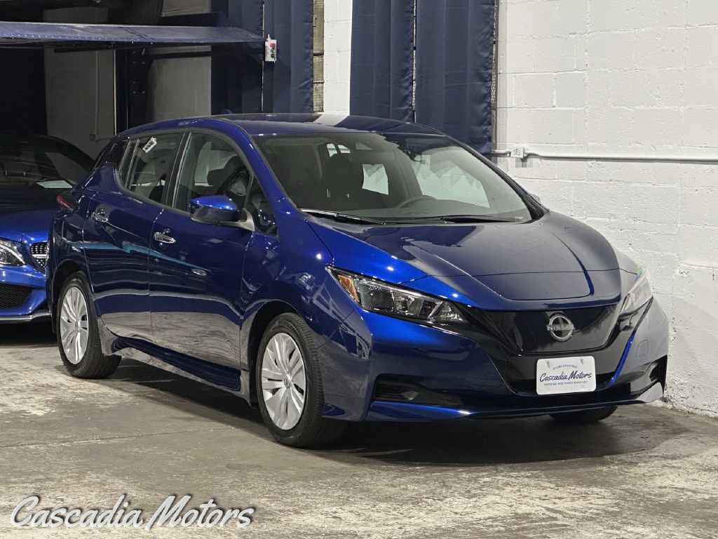 Used 2023 Nissan Leaf S FWD image 1