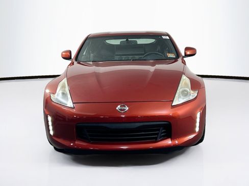 Used 2014 Nissan 370Z Touring w/ Sport Package image 2