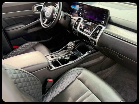 Used 2021 Kia Sorento SX FWD image 9