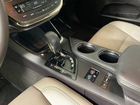 Used 2016 Toyota Avalon Limited w/ Protection Package FWD image 19