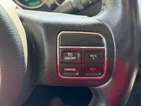 Used 2017 Jeep Wrangler Unlimited Sahara image 14