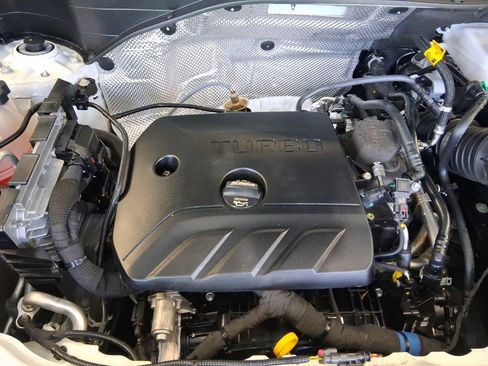 Used 2025 Buick Encore GX Preferred w/ Comfort Package AWD/4WD image 22