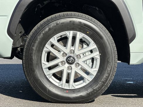 New 2026 Toyota Tundra SR5 image 22