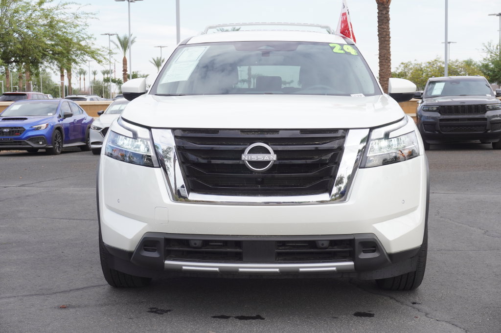 Certified 2024 Nissan Pathfinder SL FWD image 5