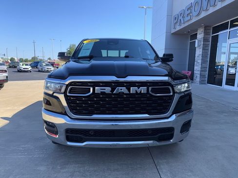 Used 2025 RAM 1500 Big Horn AWD/4WD image 4