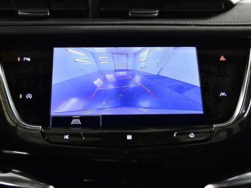 Used 2021 Cadillac XT6 Premium Luxury image 24