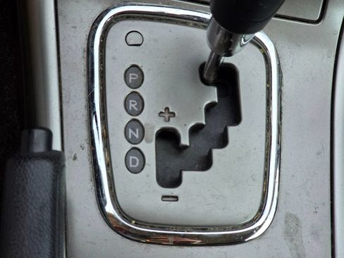 Used 2005 Subaru Legacy 2.5i AWD/4WD image 19