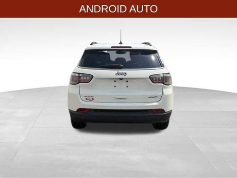 Used 2020 Jeep Compass Latitude w/ Cold Weather Group AWD/4WD image 6