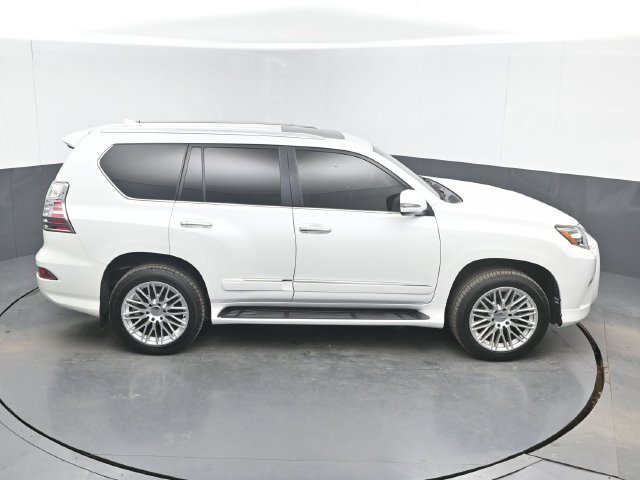 Used 2018 Lexus GX 460 Luxury w/ Preferred Accessory Package AWD/4WD image 44