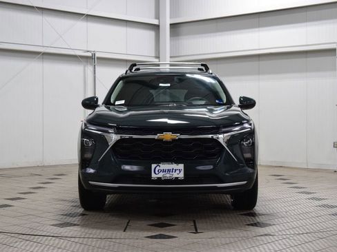 New 2026 Chevrolet Trax LT w/ Sunroof Package FWD image 2