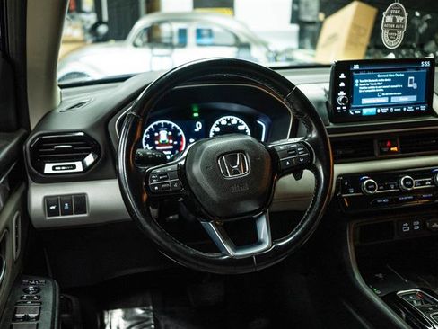 Used 2024 Honda Pilot EX-L image 17