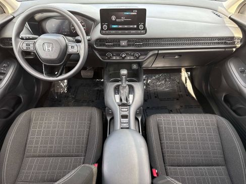 Certified 2025 Honda HR-V LX image 15