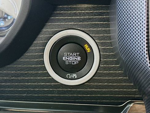 Used 2019 RAM 1500 Limited AWD/4WD image 28