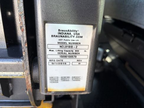 Used 2015 Ford Transit 350 XL image 15