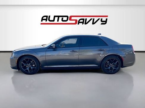 Used 2022 Chrysler 300 S image 4