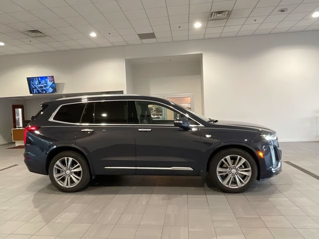 Used 2024 Cadillac XT6 Premium Luxury w/ Technology Package FWD image 7