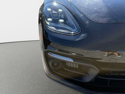 Used 2022 Porsche Panamera 4 AWD/4WD image 9