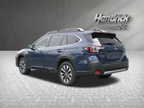 Certified 2025 Subaru Outback Touring w/ Popular Package #2 image 7