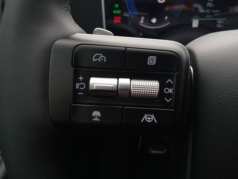 New 2026 Hyundai Santa Fe SE FWD image 16