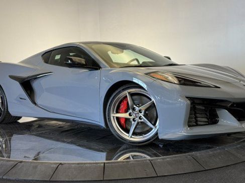 Used 2025 Chevrolet Corvette E-Ray w/ Stealth Interior Trim Package AWD/4WD image 2