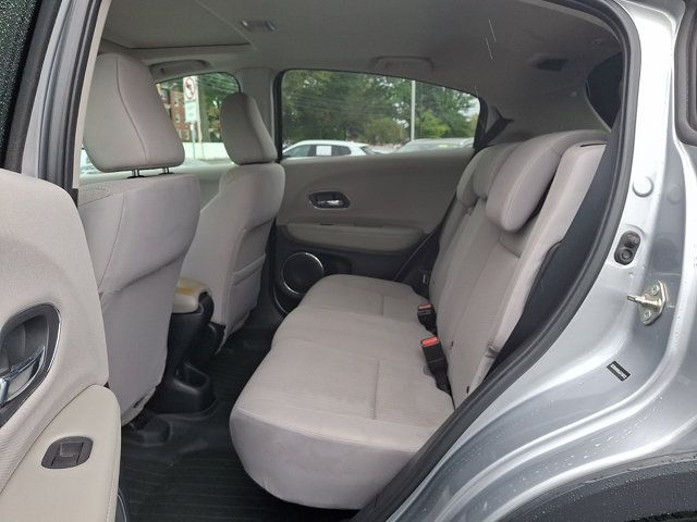 Used 2018 Honda HR-V EX image 10