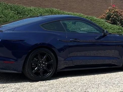 Used 2020 Ford Mustang GT w/ Black Accent Package RWD image 7