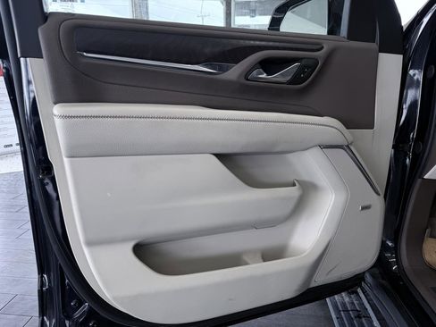 Used 2023 GMC Yukon XL Denali image 29