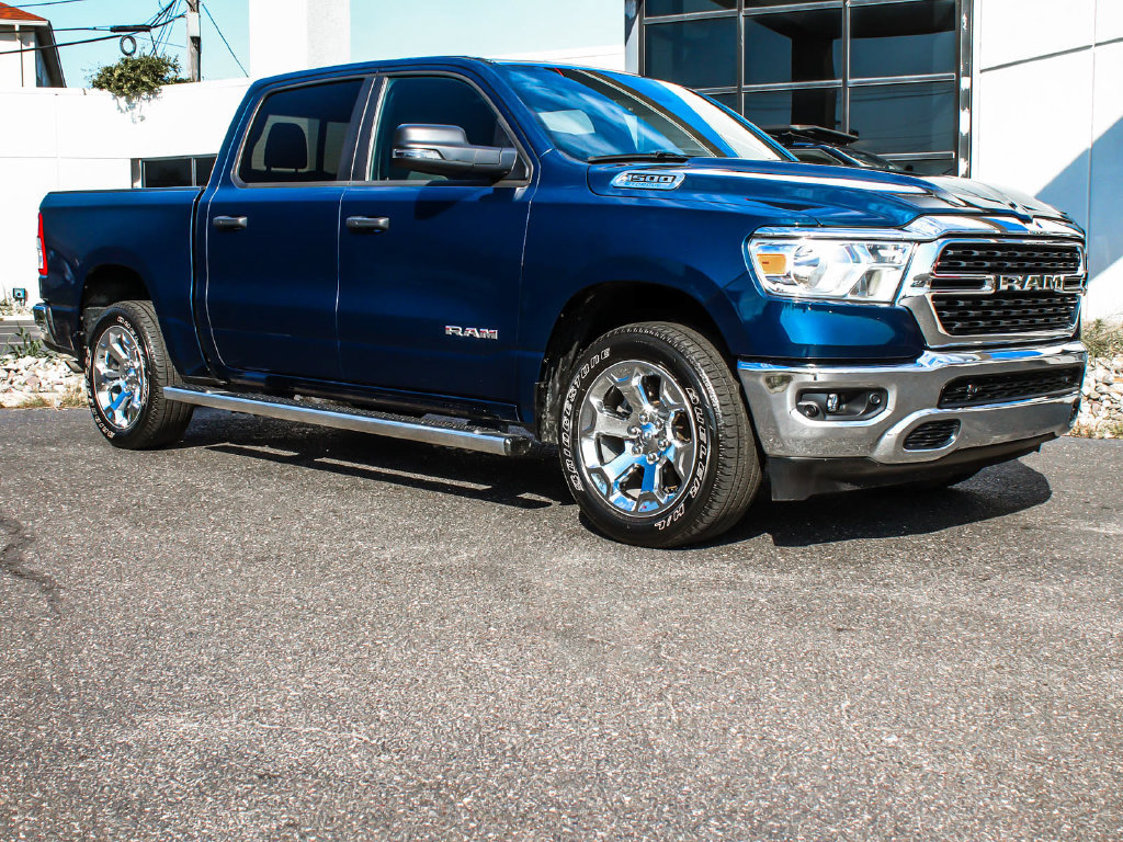 Used 2023 RAM 1500 Big Horn AWD/4WD image 3